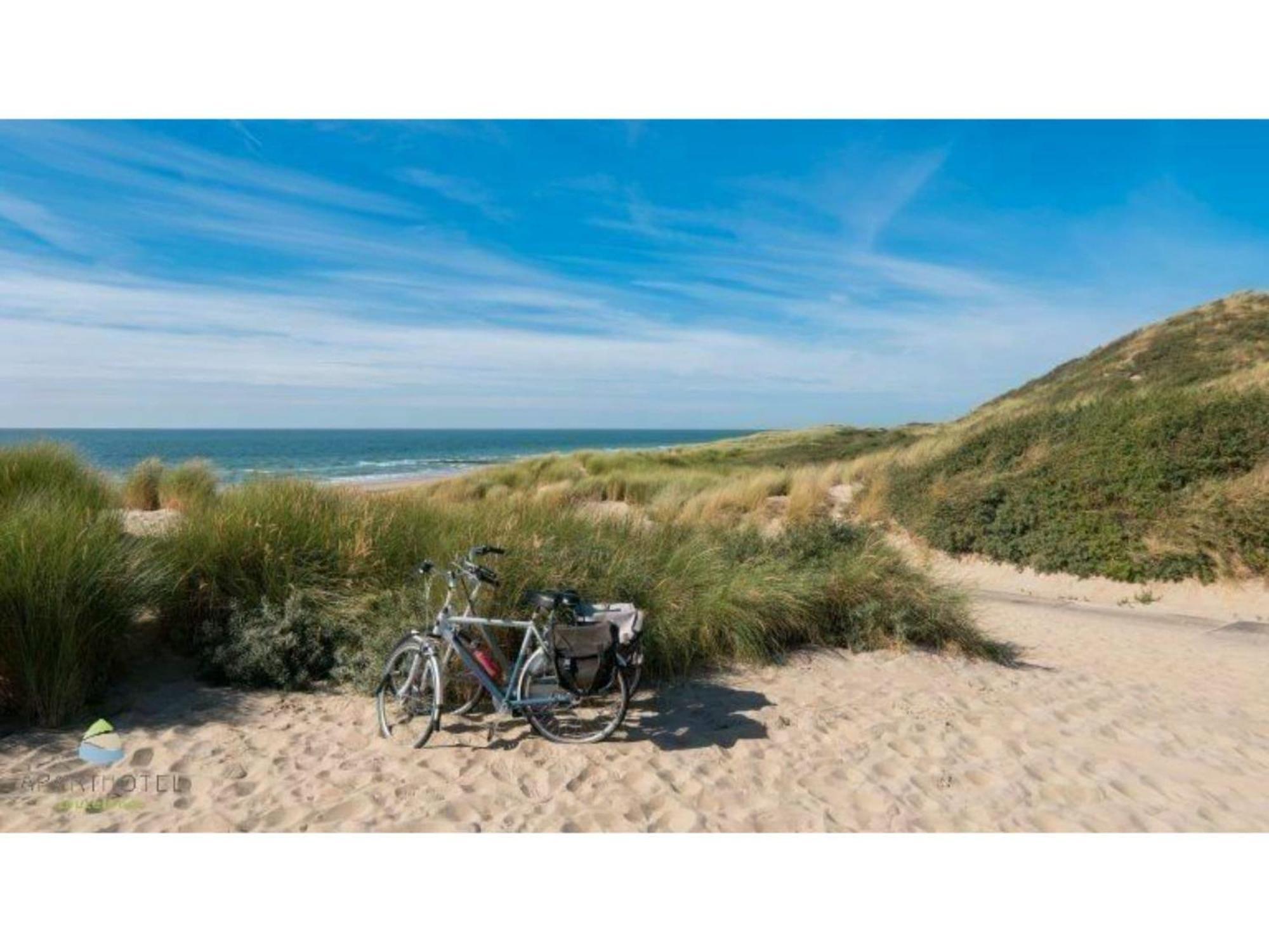 Luxurious Studio For 2 People A 1 Minute Walk From The Beach Of Zoutelande Extérieur photo